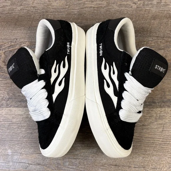🔥 Straye “Logan Puff” Flame Sneakers Black & White 7M / 8.5W Like New in Box
